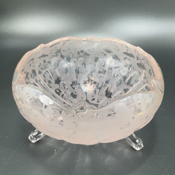 1930s Fenton Ming Pink Glass Rose Bowl Dish Etched 3 Footed Bowl Frosted Finish - Picture 1 of 15